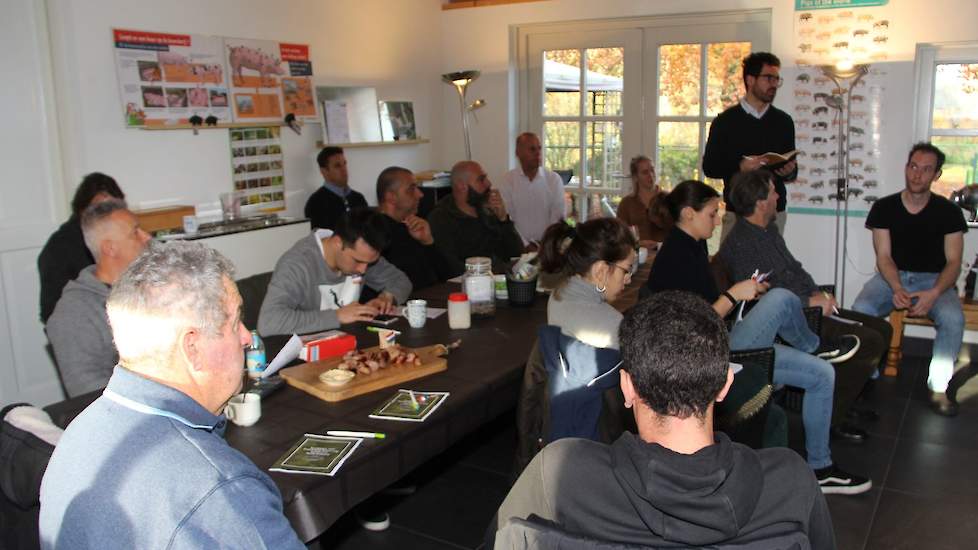 Afgelopen week bezocht, op uitnodiging van de ZLTO, een groep van 15 varkenshouders uit de Noord-Italiaanse regio Rimini Noord-Brabant. De ZLTO had dit bezoek georganiseerd voor de CRPA (Research Centre on Animal Production) uit Reggio Emilia (tussen Parm