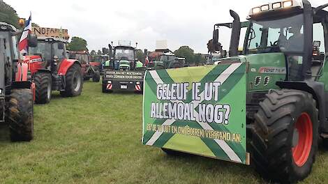 Trekkers verzamelen zich in Gelderland, voor een protestactie in het grensgebied.