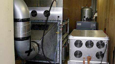 Corona-reactor.