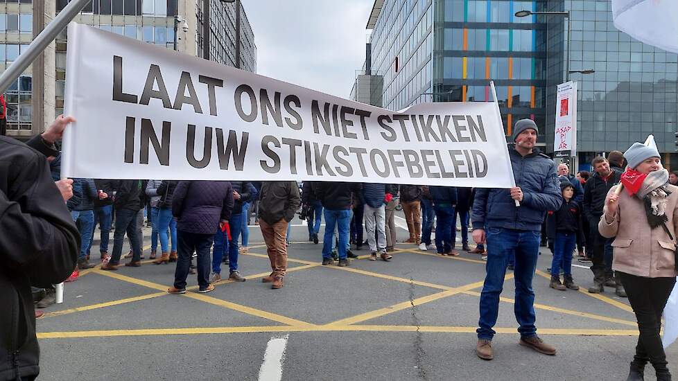 Vlaamse boeren protesteerden in de afgelopen periode tegen de stikstofmaatregelen. Een groot aantal bedrijven zullen de boodschap gekregen dat ze moeten stoppen.