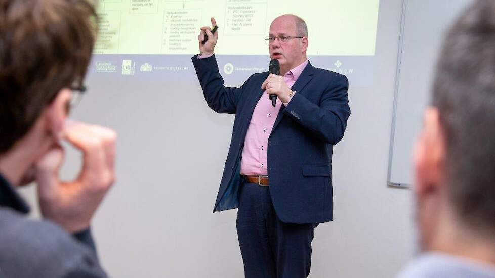 Henk Kievit, professor Entrepreneurship & Ecosystems en betrokken bij regiodeal voor de regio Foodvalley: 'Hoe gaan we elkaar gezamenlijk vinden om de krachten en kennis te bundelen en versneld de oplossingen realiseren voor belangrijkste vraagstukken?'