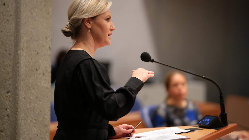 Leonie Vestering, diende het originele PvdD-amendement in dat eist dat dieren niet in hun natuurlijk gedrag worden beperkt (foto: archief Agrio)