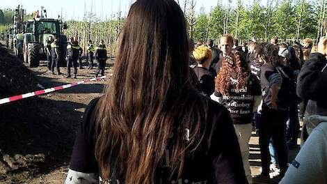 ISN: ‘Voorkom dat activisten op warme dagen je stal binnendringen’