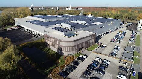 Van Rooi neemt van Van Loon Group over