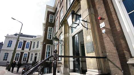 Varkensboer blijft strijden voor uitbreiding met hondenfokkerij