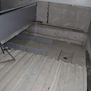 Wat de stal echt bijzonder maakt, is de zelfbedachte en ontworpen weegschaal op hokniveau.