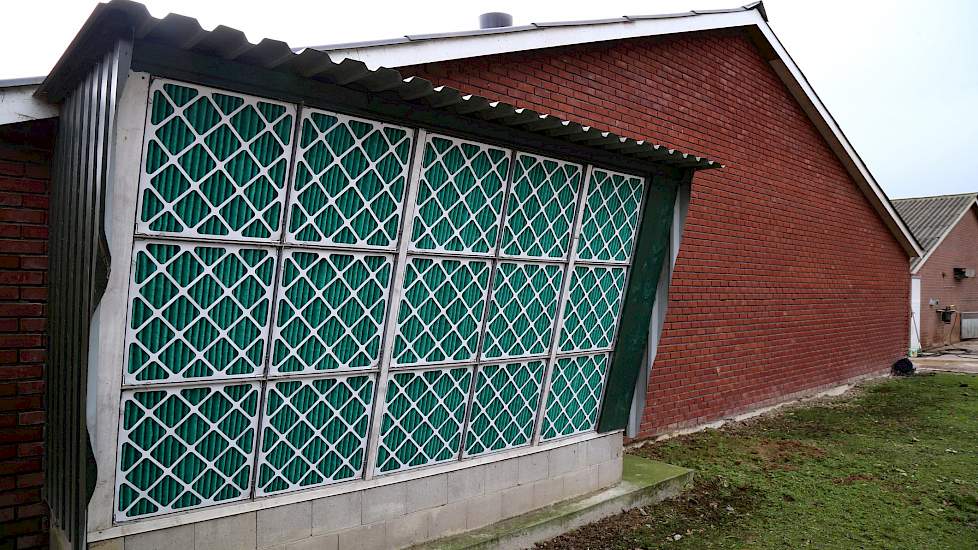 Luchtfilter op een SPF varkensbedrijf